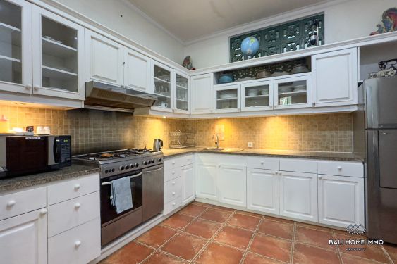Image 8 from Dijual villa cantik 4 kamar di Seminyak, Bali