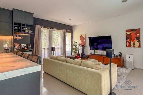 Image 3 from Beautiful 4 Bedrooms villa plus GYM for yearly rental in Bali - Canggu residential side near dalung