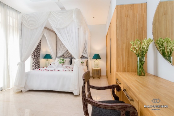 Image 7 from Beautiful 4 Bedrooms villa with joglo for sale leasehold in Bali Seminyak center
