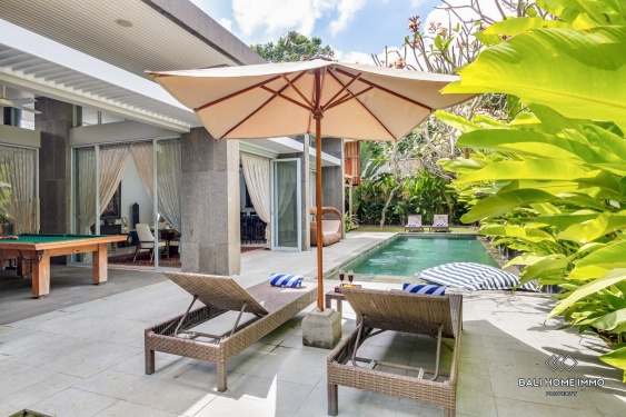 Image 2 from Beautiful 4 Bedrooms villa with joglo for sale leasehold in Bali Seminyak center