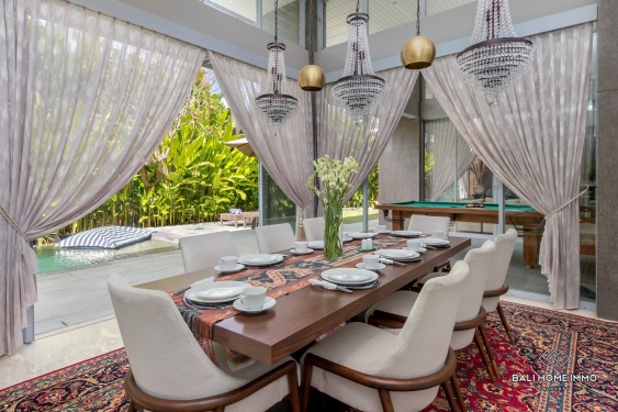 Image 5 from Beautiful 4 Bedrooms villa with joglo for sale leasehold in Bali Seminyak center