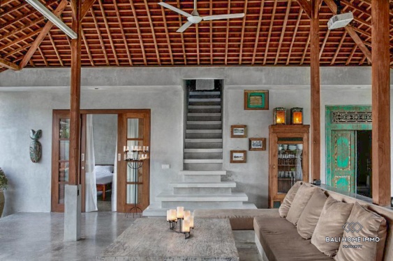 Image 3 from Magnifique villa familiale de 5 chambres à vendre et à louer à Bali Kerobokan, près d'Umalas