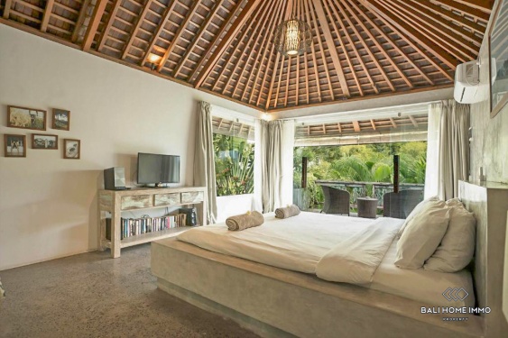 Image 7 from Magnifique villa familiale de 5 chambres à vendre et à louer à Bali Kerobokan, près d'Umalas