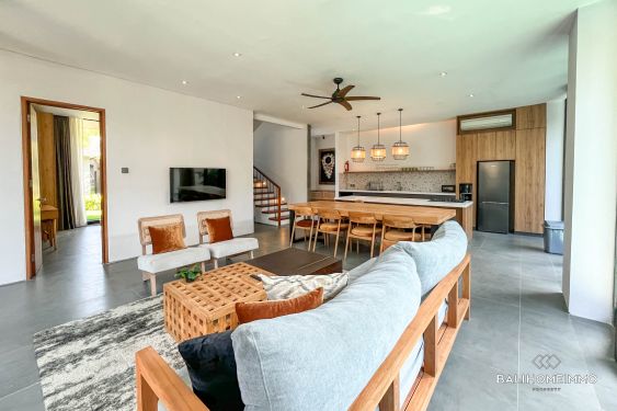 Image 4 from VILLA 5 KAMAR YANG INDAH DISEWAKAN DI ULUWATU DEKAT PANTAI BALANGAN