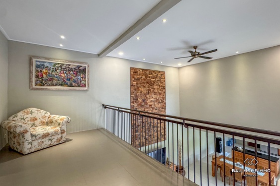 Image 12 from Beautiful 5 bedrooms villa for sale in Bali Seminyak petitenget