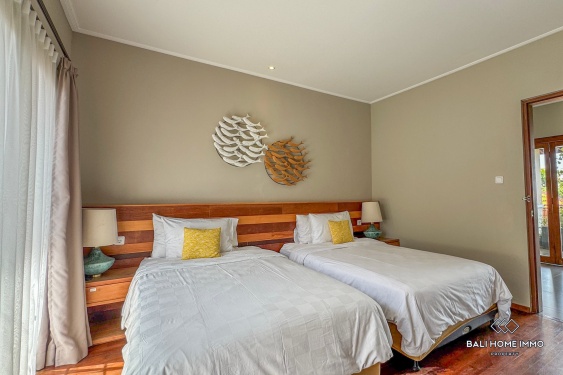 Image 18 from Beautiful 5 bedrooms villa for sale in Bali Seminyak petitenget