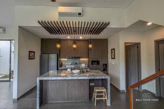 Image 6 from Beautiful 5 Bedrooms villa for sale leasehold in Bali Canggu residential side