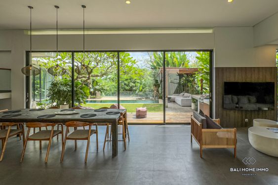 Image 8 from Beautiful 5 Bedrooms villa for sale leasehold in Bali Canggu residential side
