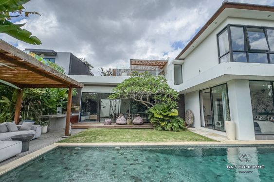 Image 1 from Beautiful 5 Bedrooms villa for sale leasehold in Bali Canggu residential side