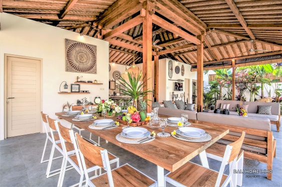 Image 6 from Magnifique villa de 5 chambres à vendre en bail emphytéotique au cœur de Seminyak Oberoi