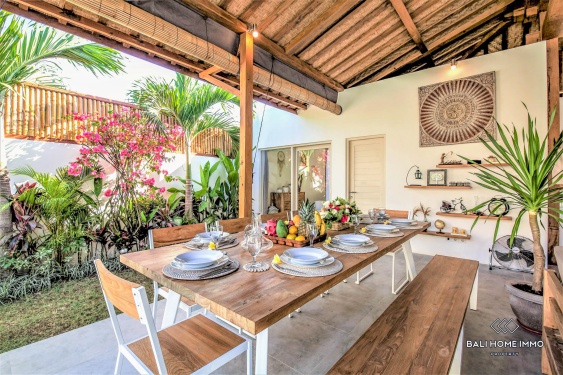 Image 5 from Magnifique villa de 5 chambres à vendre en bail emphytéotique au cœur de Seminyak Oberoi