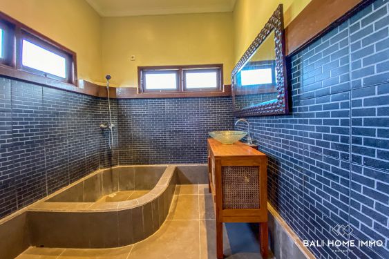 Image 15 from VILA 6 KAMAR TIDUR YANG INDAH UNTUK DIJUAL HAK MILIK DI BALI NUSA DUA