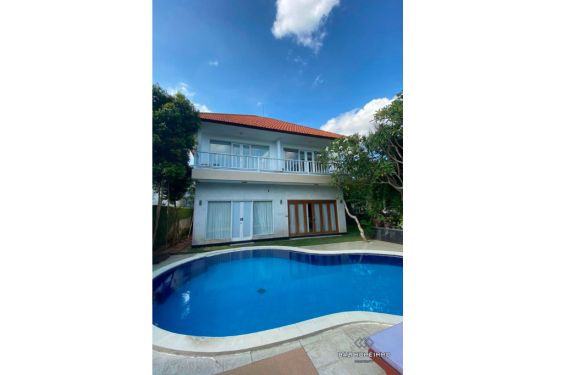 Magnifique villa familiale de 6 chambres à vendre en bail emphytéotique à Bali