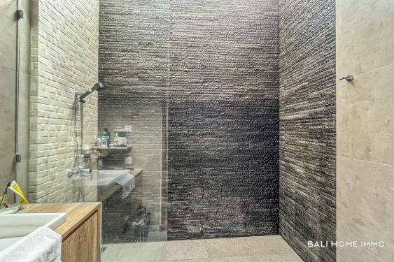 Image 13 from BEAUTIFUL 7 BEDROOM FAMILY VILLA FOR SALE FREEHOLD NEAR KARMA BEACH