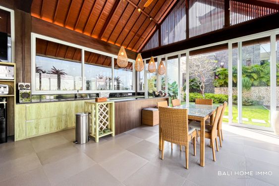 Image 6 from BEAUTIFUL 7 BEDROOM FAMILY VILLA FOR SALE FREEHOLD NEAR KARMA BEACH