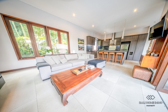 Image 4 from Villa 8 Kamar Cantik Dijual Hak Milik di Bali Canggu Berawa