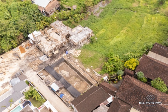 Image 5 from Tanah indah dijual dengan status hak sewa di kawasan perumahan Canggu, Bali.