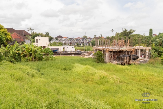 Image 2 from Tanah indah dijual dengan status hak sewa di kawasan perumahan Canggu, Bali.