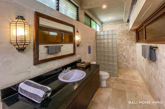 Image 18 from Beautiful Rustic 3 Bedroom Villa for Rental in Bali Near Pererenan Beach