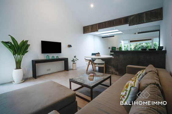 Image 4 from Belle villa de deux chambres à Kerobokan à vendre