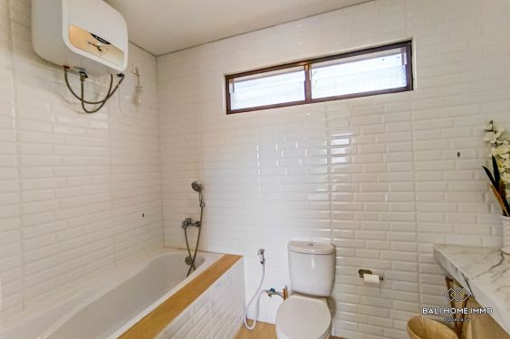 Image 14 from BELLE VILLA DE 3 CHAMBRES AVEC VUE SUR L'OCÉAN À VENDRE ET À LOUER À BALI - NUSA DUA