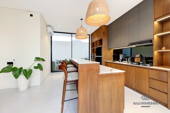 Image 9 from Villa neuve de 3 chambres à vendre en bail emphytéotique à Bali, Pererenan, Lima Beach