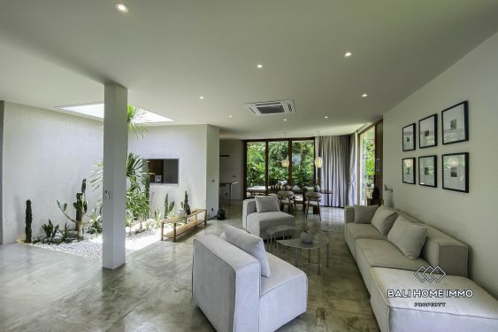 Image 5 from Villa 1 Kamar Tidur Pemandangan Hutan Dijual di Pecatu – Liburan Tenang di Alam