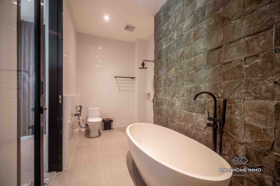 Image 15 from Villa moderne neuve d'une chambre au bord de la rivière à vendre à Ubud, Bali