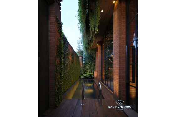 Image 18 from VILLA NEUVE DE 1 CHAMBRE À VENDRE À BINGIN - UN REFUGE ARTISTIQUE ET SÉRÉNITÉ