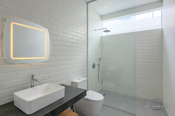 Image 12 from Brand new 1 bedrooms villa for sale leasehold in Bali Canggu Batu Bolong