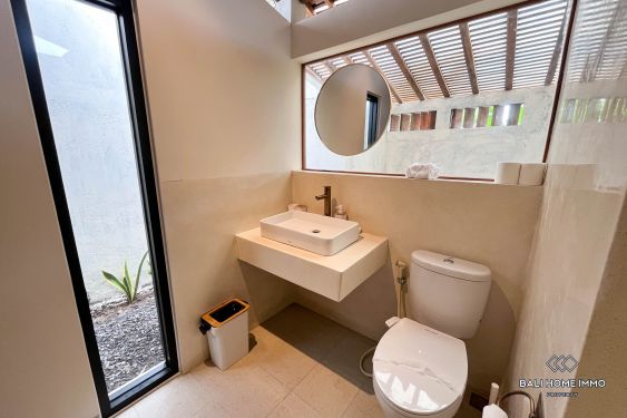 Image 3 from Villa balinaise flambant neuve de 2 chambres à Kerobokan à louer à l'année