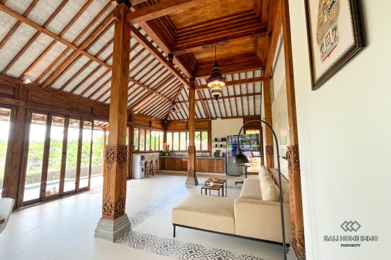 Image 2 from Villa balinaise flambant neuve de 2 chambres à Kerobokan à louer à l'année