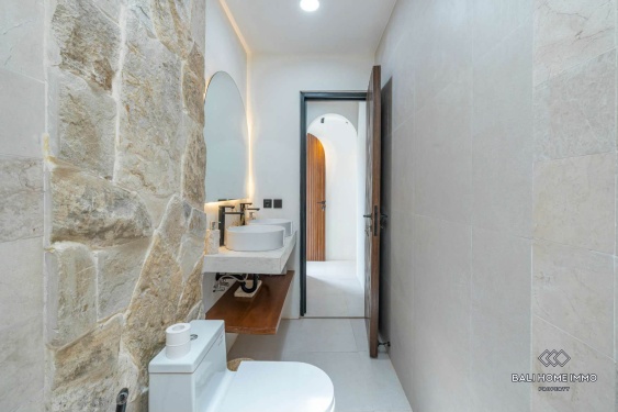 Image 15 from Maison neuve de 2 chambres à vendre en bail emphytéotique à Tumbak Bayuh Pererenan