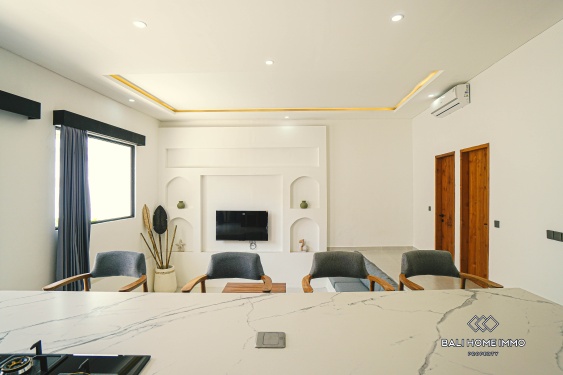 Image 10 from Villa moderne et minimaliste neuve de 2 chambres à vendre et à louer à Padonan Canggu