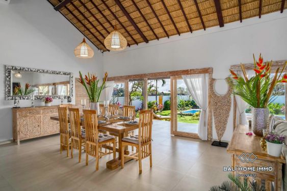 Image 6 from Vila Indah 2 Kamar Tidur dengan Pemandangan Laut untuk Disewa di Ungasan