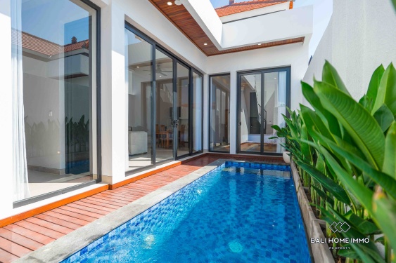 Villa Minimalis Tropis 2 Kamar Baru Dijual di dekat Pantai Sanur, Bali
