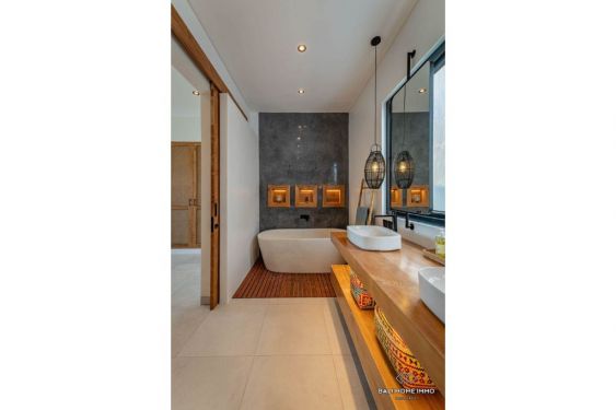 Image 11 from Villa neuve de 2 chambres à louer à Pererenan Tumbak Bayuh Bali