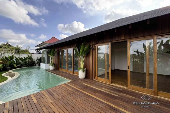 Image 1 from Dijual Villa 2 Kamar Baru di Perumahan Canggu Bali