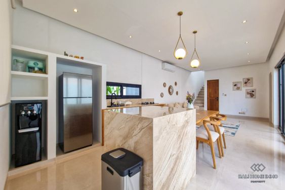 Image 5 from Villa neuve de 2 chambres à vendre en location à Bali Canggu Residential Side