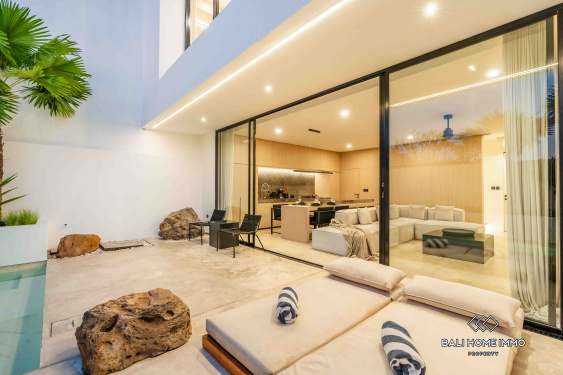 Image 4 from Villa baru 2 Kamar Dijual Hak Milik di Tepi Pantai Pererenan Bali