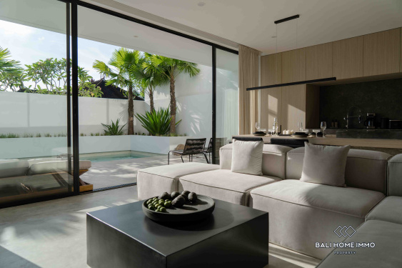 Image 9 from Villa baru 2 Kamar Dijual Hak Milik di Tepi Pantai Pererenan Bali