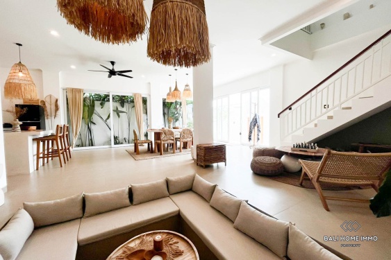 Image 4 from Vila 2 Kamar Baru dijual di Tumbak Bayuh Pererenan