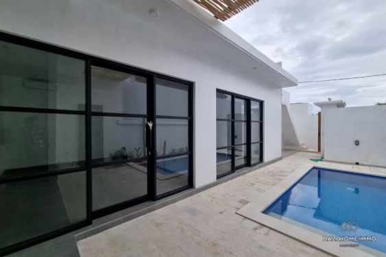 Image 3 from Villa neuve de 2 chambres à louer à l'année à Bali Canggu, côté résidentiel