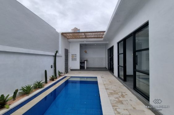 Image 2 from Villa neuve de 2 chambres à louer à l'année à Bali Canggu, côté résidentiel