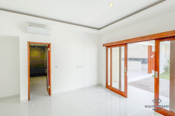 Image 11 from Vila 2 kamar baru untuk disewa tahunan di tepi pantai Cemagi Bali