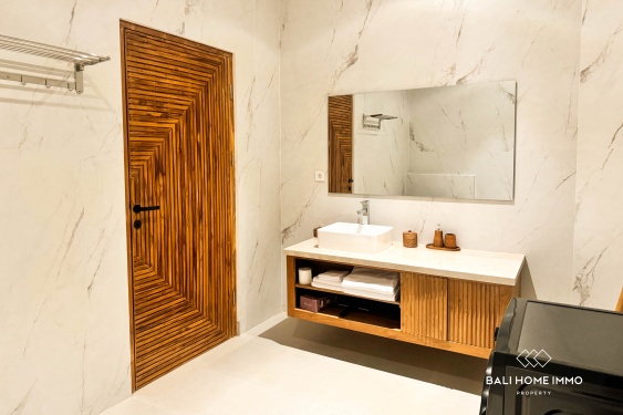 Image 12 from Villa neuve de 2 chambres avec vue sur les rizières à vendre et à louer à Ubud