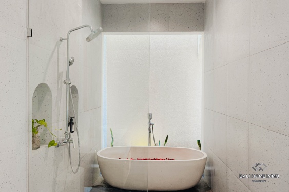 Image 20 from Villa baru dengan 2 kamar tidur bergaya Mediterania dijual di Padang Galak Sanur Beachside.