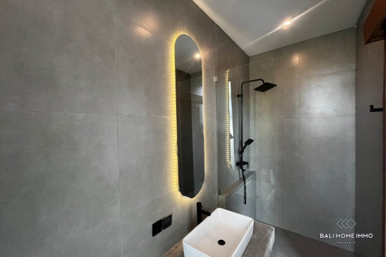 Image 9 from Dijual Villa 2 Kamar Tidur Baru dengan Pemandangan Sawah di Tepi Pantai Seseh