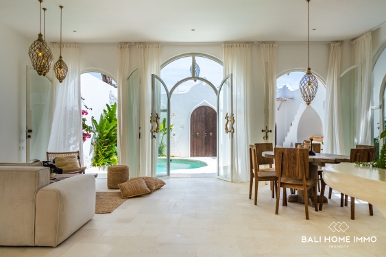 Image 3 from Villa 2 Kamar baru dengan desain unik disewakan jangka panjang dekat Pantai Seseh Bali