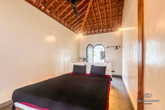 Image 13 from RUMAH JOGLO 2 KAMAR DISEWAKAN TAHUNAN DAN BULANAN DI PANDAWA - KUTUH